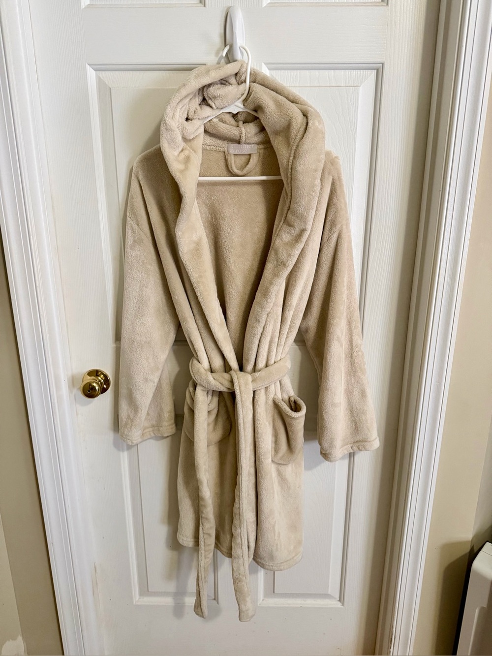 Summer and Rose Hooded Robe